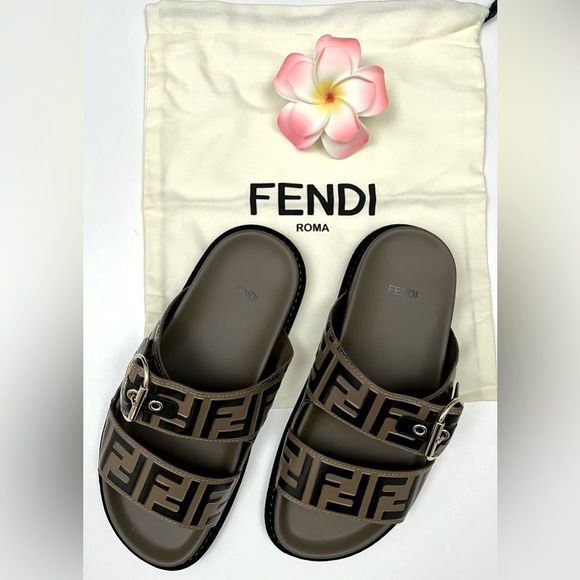 FENDI Leather FF Slide Sandals - Picture 2 of 10